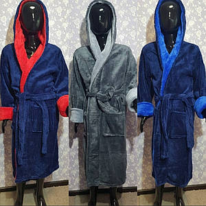 Підлітковий чоловічий халат однотонний з капюшоном