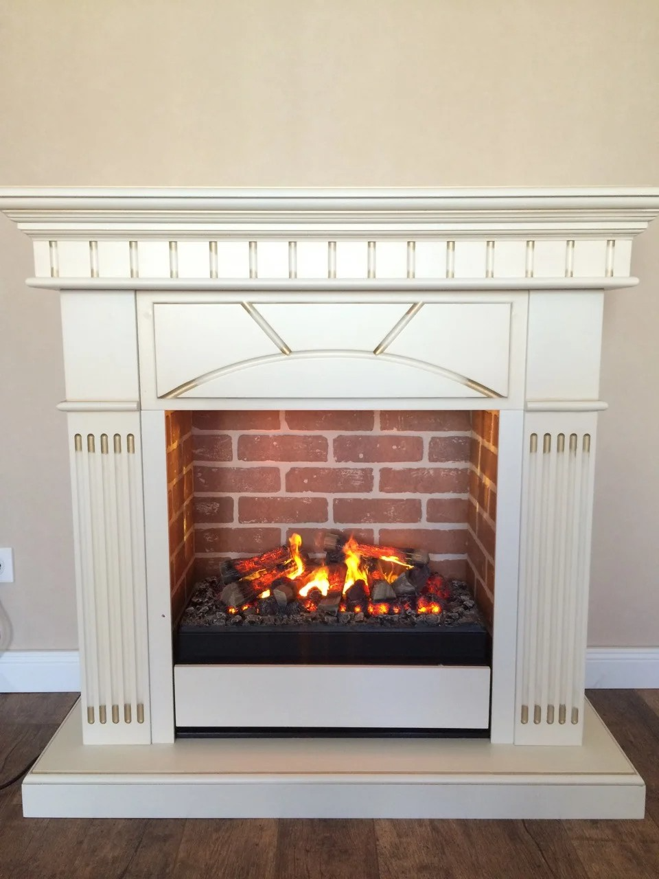 Підлоговий камін Fireplace Індія Кремовий + Патина ефект живого полум'я зі звуком і обігрівом