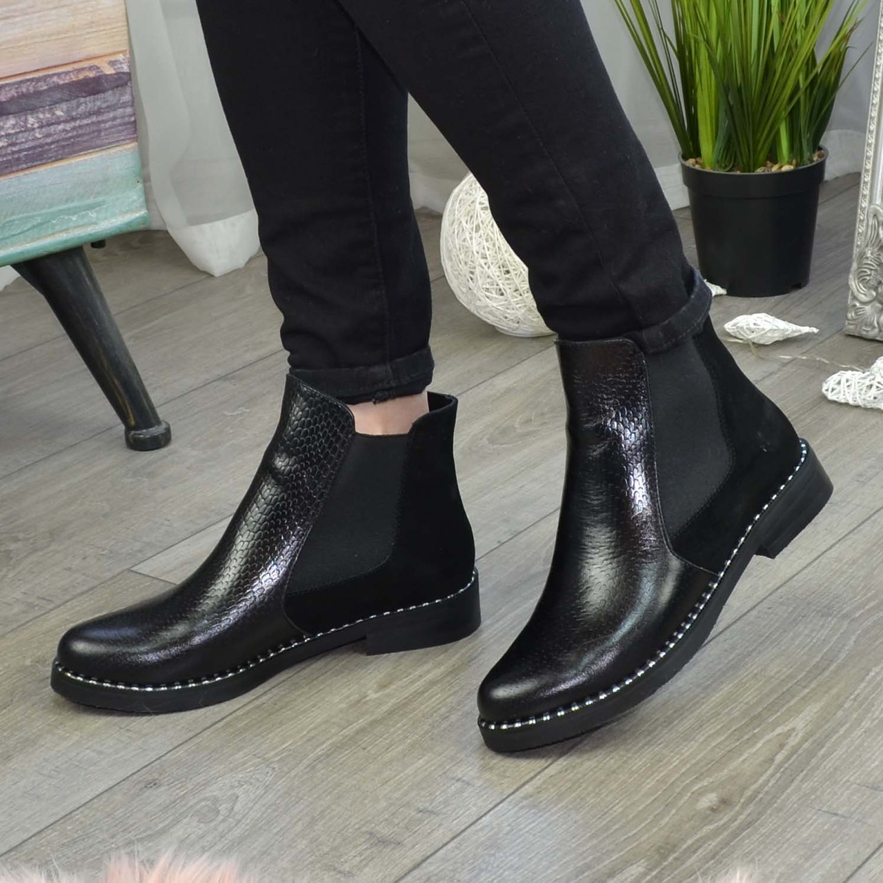 Черевики жіночі на низькому ходу, натуральна замша та шкіра "пітон", фото 1