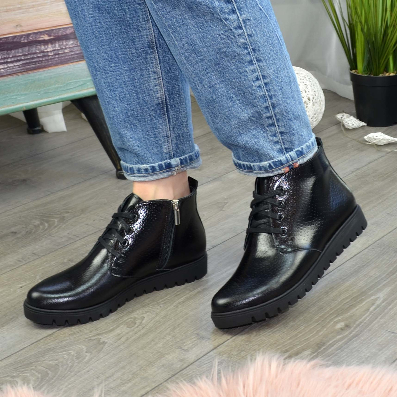 Черевики жіночі чорні на шнурівці, натуральна шкіра "пітон", фото 1