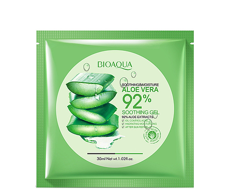 Заспокійлива і зволожуюча маска для обличчя Bioaqua Aloe Vera 92%