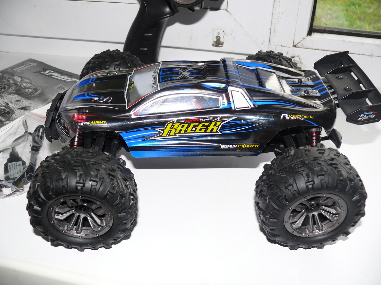 Xinlehong sales toys 9136