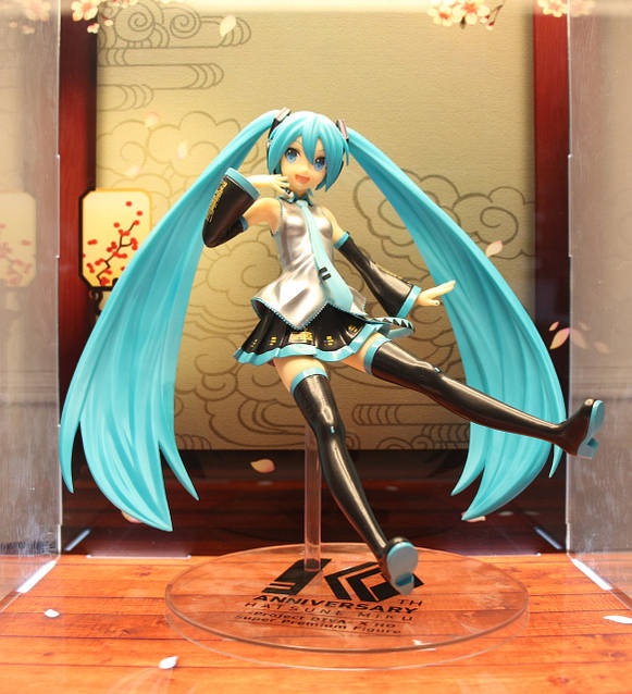 Купити Фігурка Sega Міку Хацуне Ювілейна версія Hatsune Miku