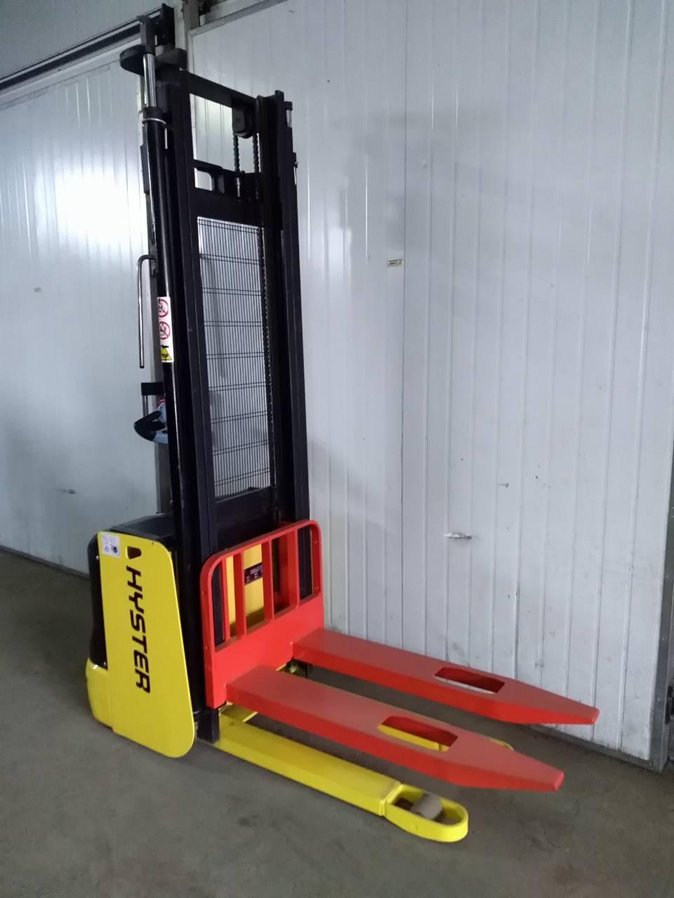 Б/У Штабелер електричний повідковий Hyster 1.2t 3.8m
