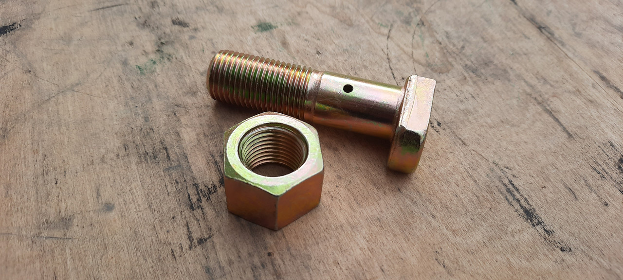 5335-3104008 Болт колеса з гайкою (чобіток) М20х60 МАЗ (53353104008)