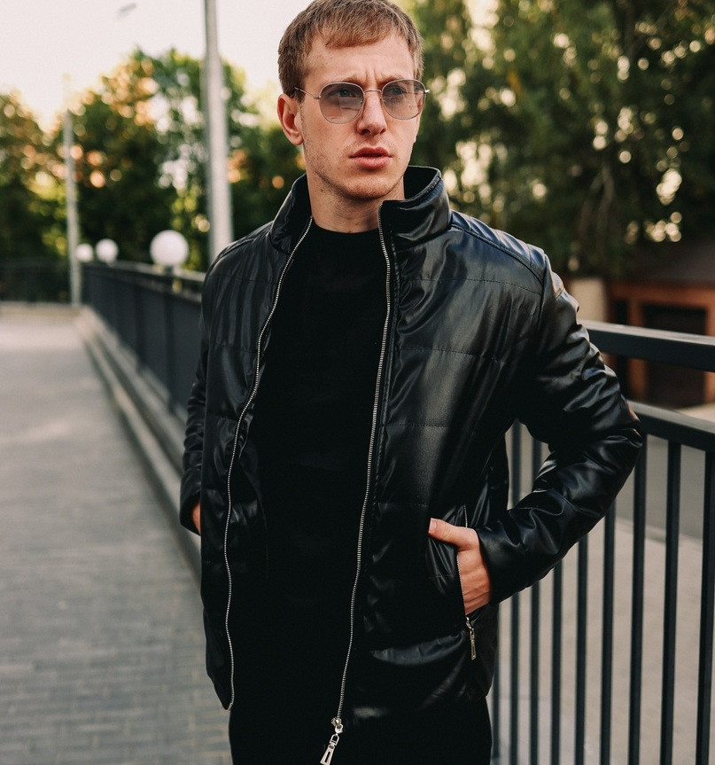 Чоловіча куртка кожанка осінь стьобаний чорна класична Туреччина. Живе фото (Чоловіча куртка осінь-весна), фото 1