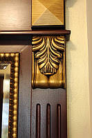 Зеркало в классической деревянной раме с резьбой 8