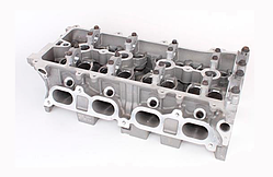 Головка блоку циліндрів (Geely Emgrand 8 (EC8) (Джилі Емгранд 8 (ЕС8)) 1016050975 (Склад ASM-UKR)