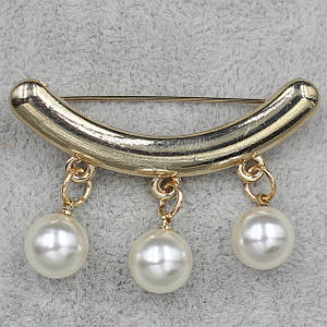 Брошь жіноча золотавотиста з підвісками у вигляді перлами розмір виробу 6 см