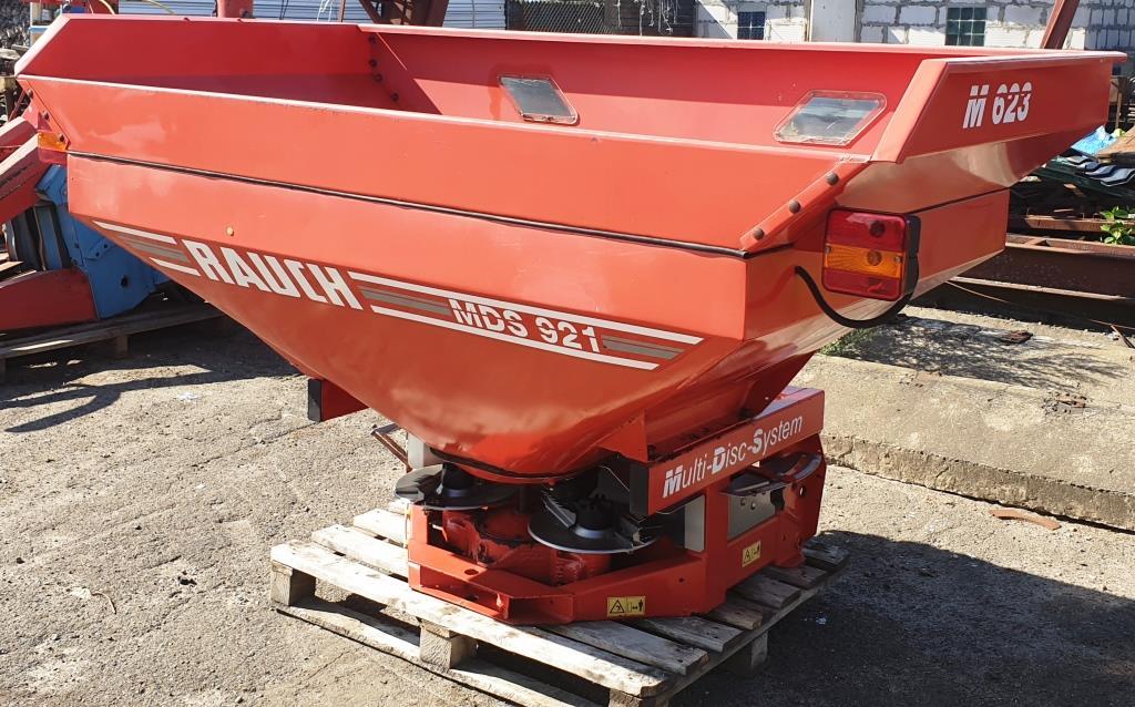 Розкидач мінеральних добрив Rauch MDS 921/M623 (Kuhn)
