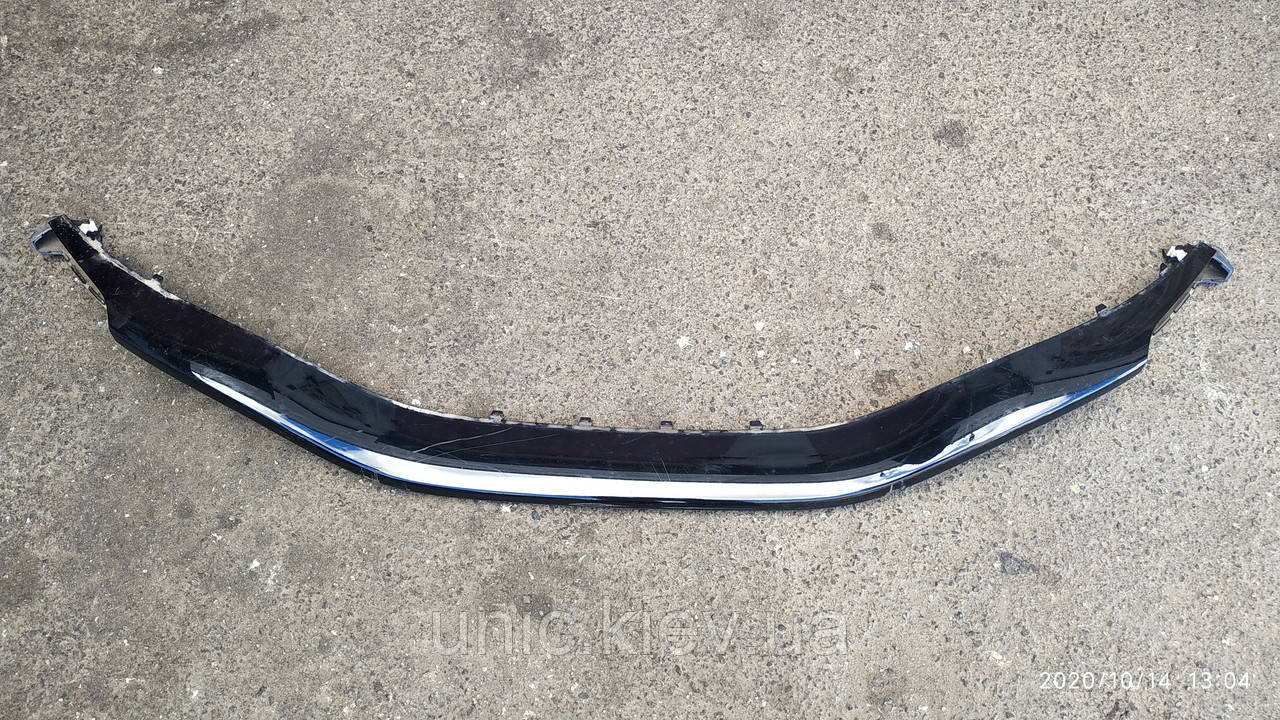 Молдинг переднього бампера Рено Меган 3 RS б/в
