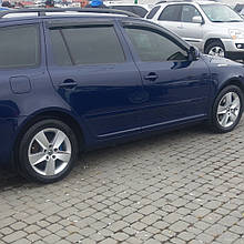 Дефлектори вікон (вітровики) Skoda Octavia A5 2004-> 5D Wagon 4шт(Hic)