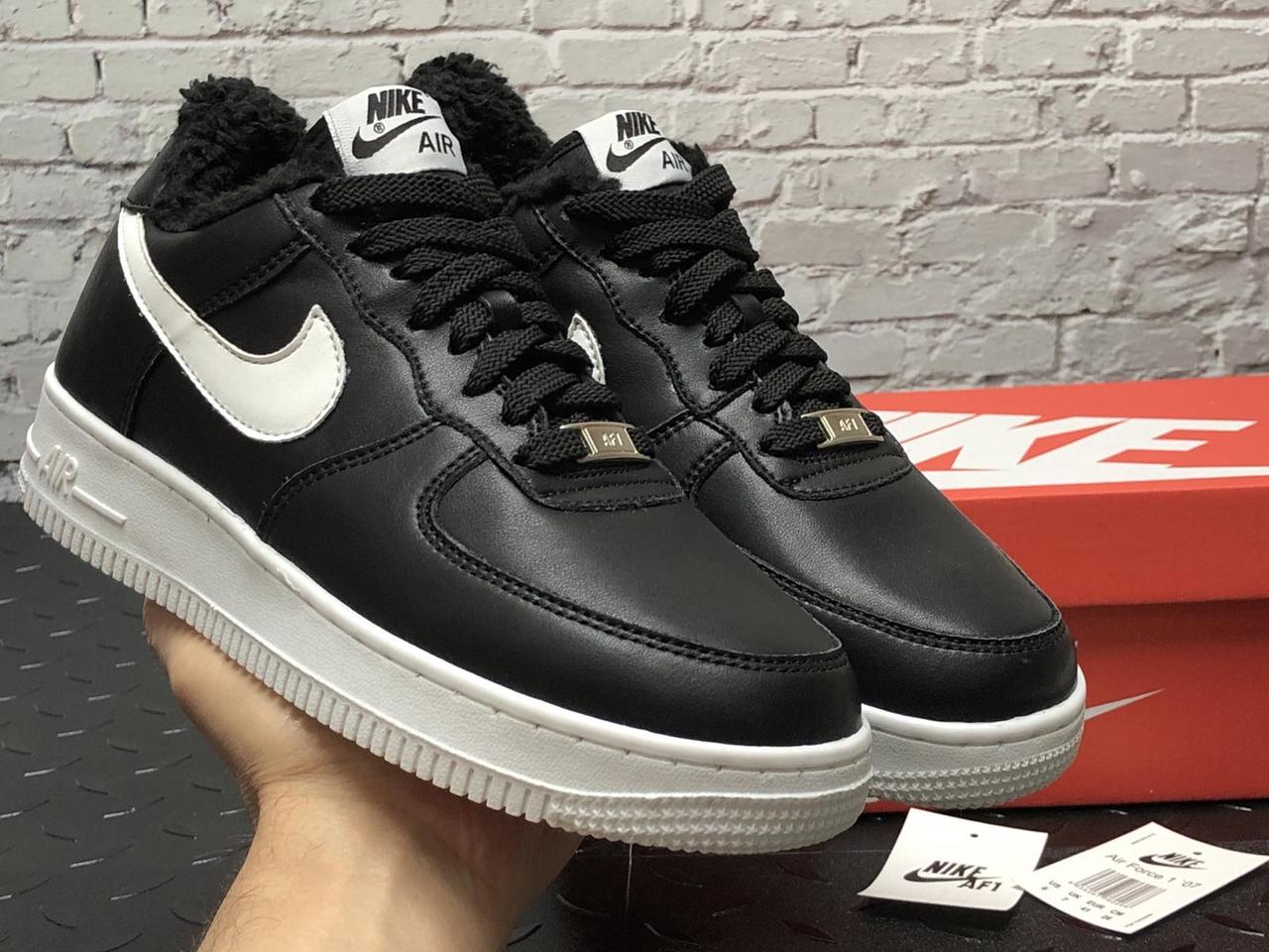 Жіночі зимові чорні Кросівки Nike Air Force Winter, фото 1