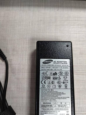 Блок живлення для ноутбука Samsung 19v 4.74 A 90w 5.5*3.0-pin, фото 1