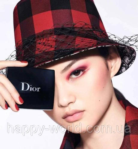 Тени для век Dior 5 Couleurs Couture 879 Rouge Trafalgar - фото 2 - id-p1284723685