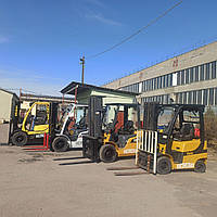 ЗАВЕЗЕНА НОВАЯ ПАРТИЯ ВИЛОЧНЫХ ПОГРУЗЧИКОВ БУ