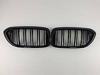 Ніздрі на BMW 5 Series G30 / G31 / F90 2017-2020 рік Чорні Глянсові ( Подвійні M-Look)