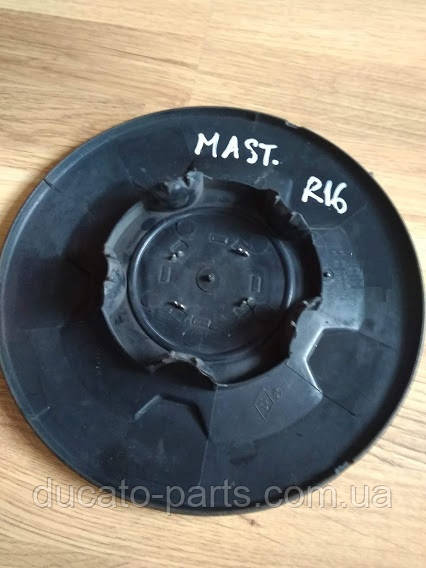 Колпак на диск колеса R16 Renault Master 8200035453 - фото 2 - id-p1285017077