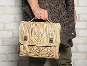 Шкіряна світло-бежева сумка‑портфель "Проект" ручної роботи, 26×23×8 см