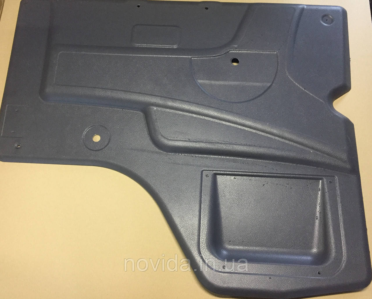 Оббивка дверей КАМАЗ-ЄВРО ліва КАМАЗ 54105-6101055