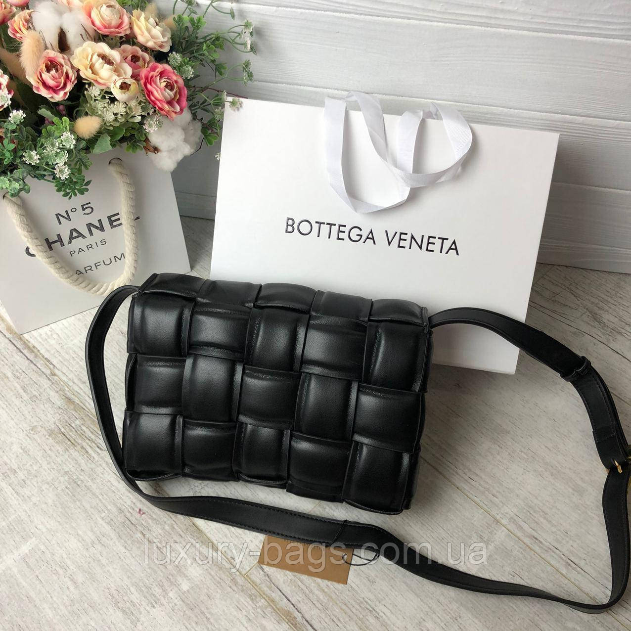 Жіноча шкіряна сумка клатч Bottega Veneta
