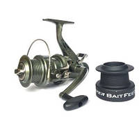 Катушка Salmo Sniper BAITFEEDER 4 (440g/ 5,2:1/ 3+1) 50BR (3050BR)