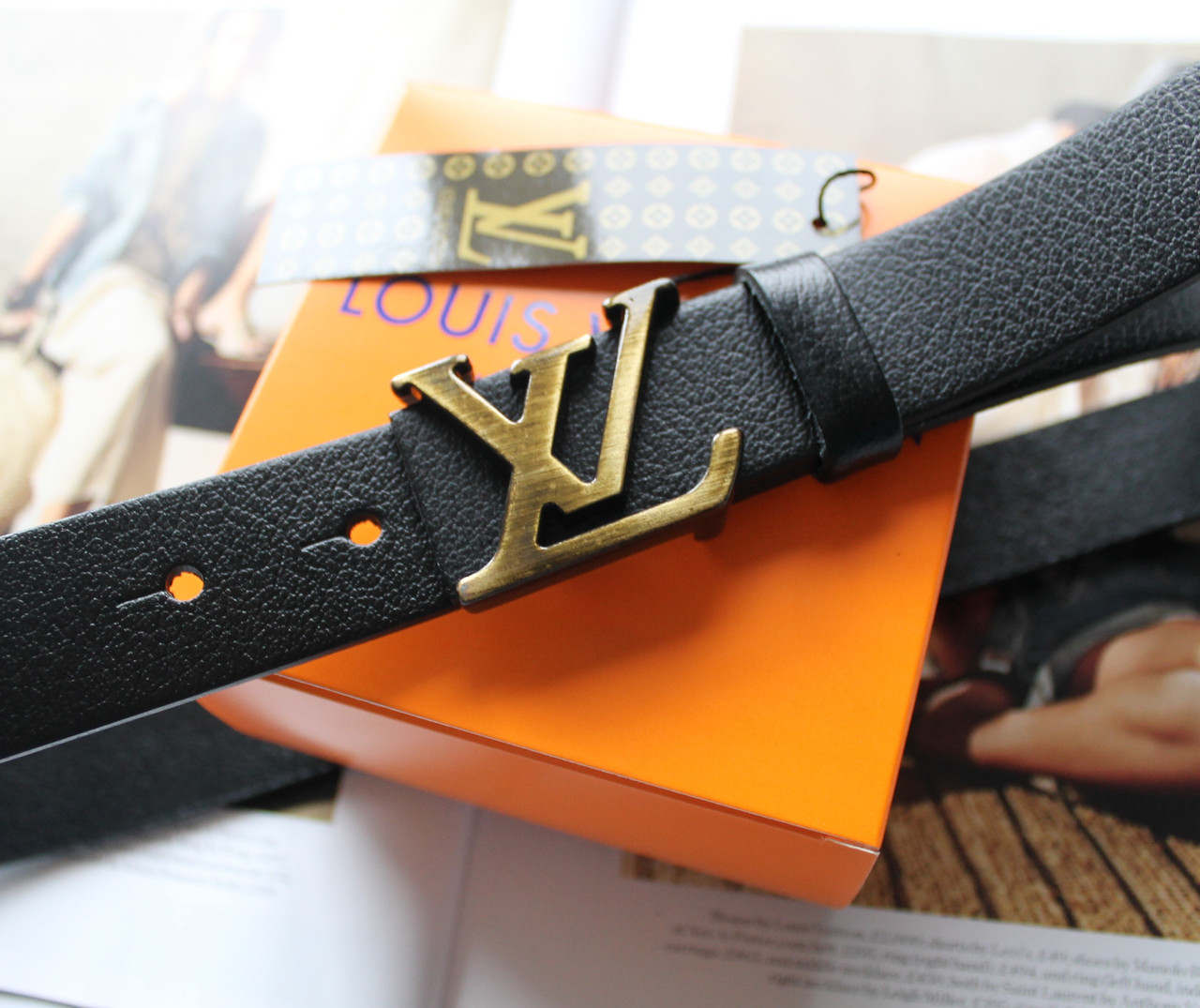 Женский кожаный ремень LV ширина 3 см пряжка бронза черный, фото 1