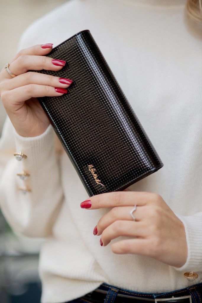 Жіночий шкіряний гаманець Betlewski з RFID 18,5 х 9,5 х 3,5 (BPD-DT-100) - чорний, фото 1