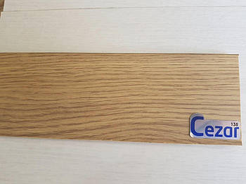 Плінтус підлоговий Цезар Cezar Hi-line Prestige 135 Дуб Класичний