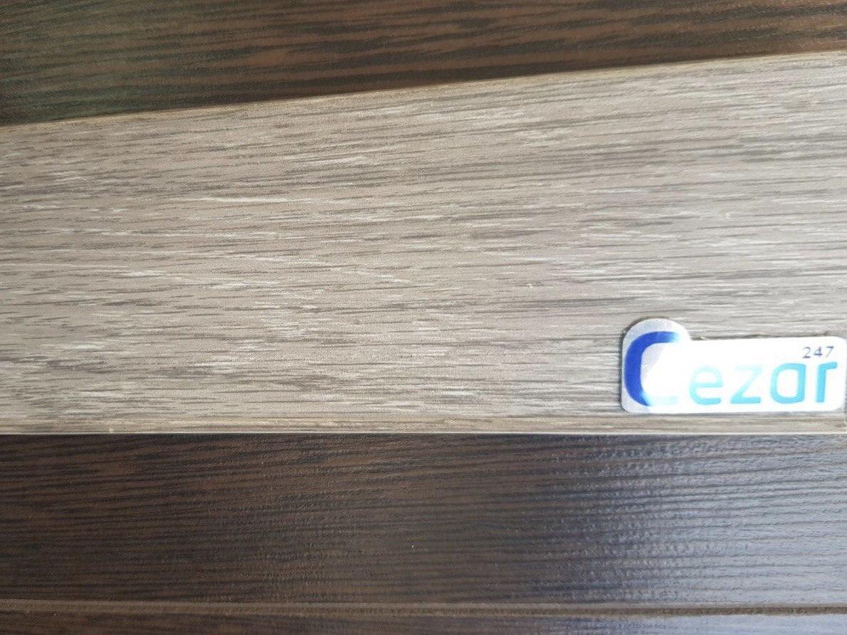 Плінтус підлоговий Цезар Cezar Hi-line Prestige 247 Wood