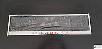 Рамка номерного знака с надписью и логотипом "Lada"