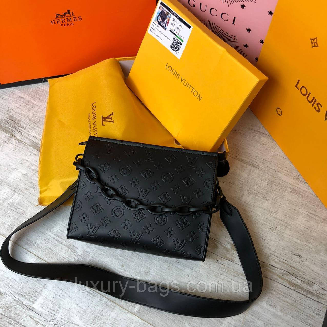 Жіноча чорна сумка Louis Vuitton