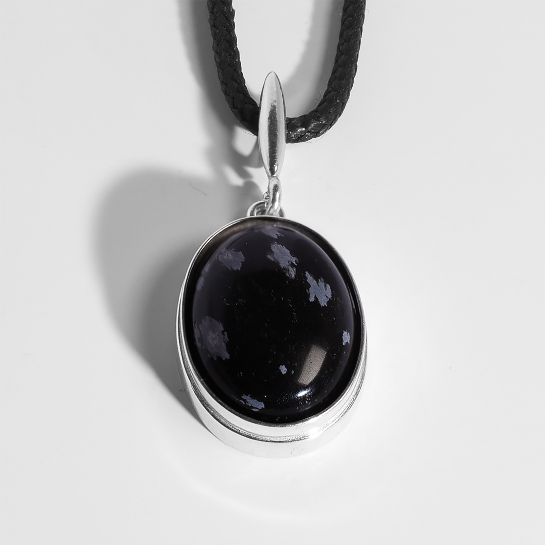 Срібний кулон з обсипаним сніжним, 20*15 мм, 1443КЛО