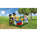 Конструктор LEGO City Town 60234 Комплект мініфігурок Веселий ярмарок, фото 9