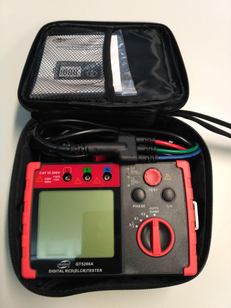 Цифровий тестер пристроїв захисного відключення (УЗО) BENETECH GT5206A, фото 1