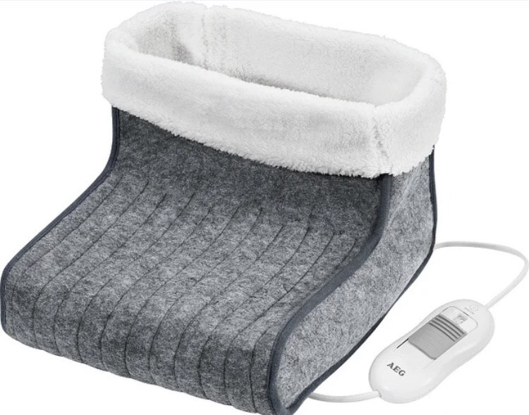 Грілка для ніг Profi care 3058  AEG FW 5645 (сіра) 100 Вт