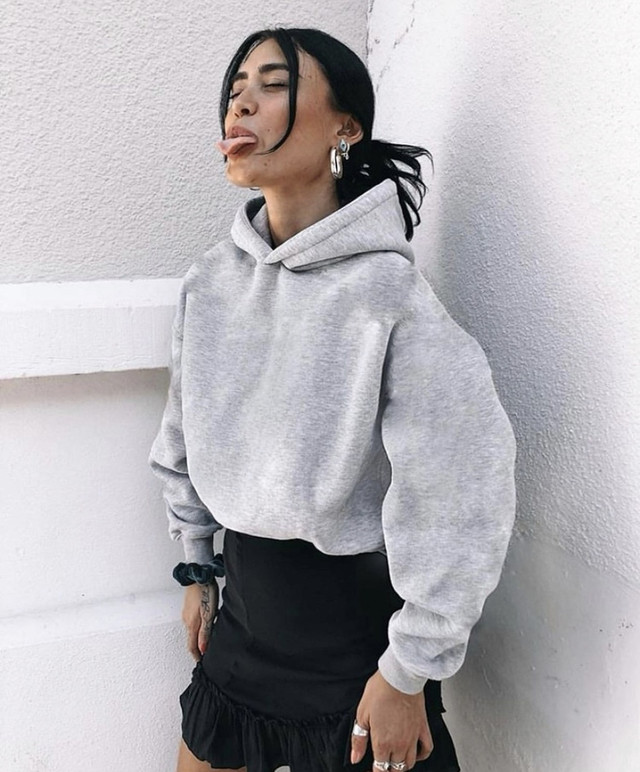 Женская укороченная толстовка из трехнитки на флисе