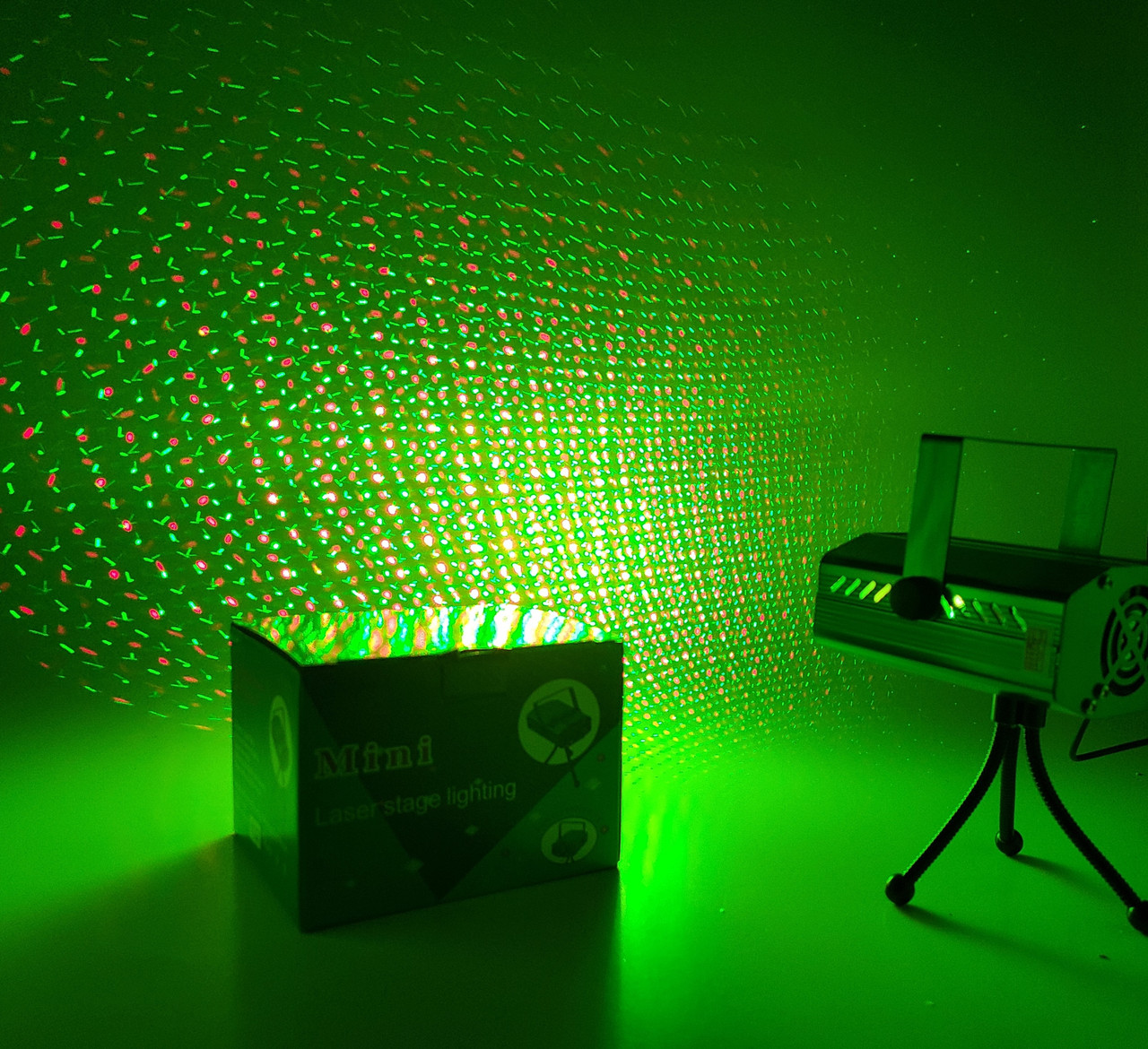 Проєктор Лазер 11х10см 216