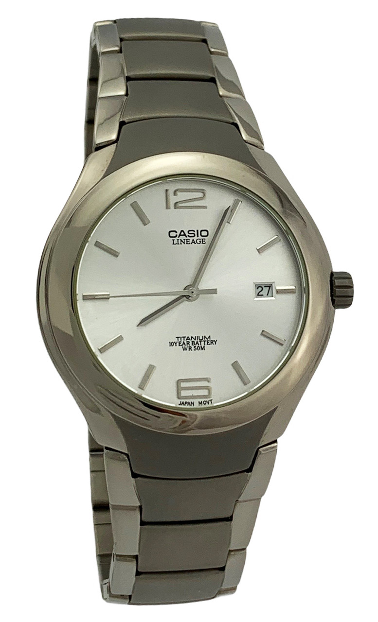 Годинник чоловічий Casio LIN-169-7AVEF титановий