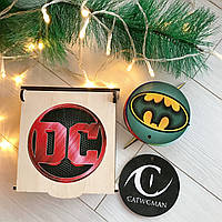 Оригінальний набір новорічних іграшок на ялинку із зображеннями символів супергероїв всесвіту DC