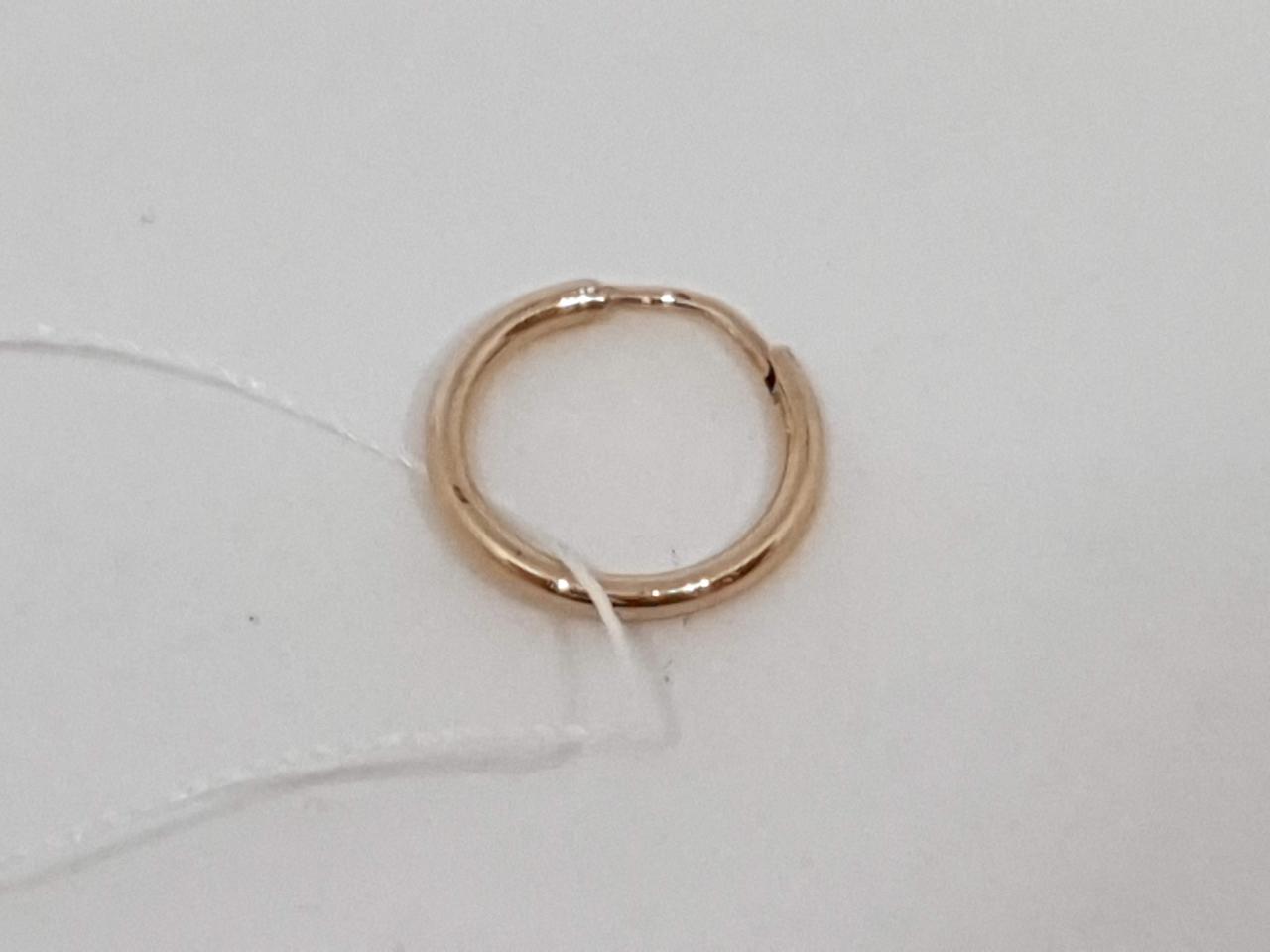 Золота сережка.   СБ675И