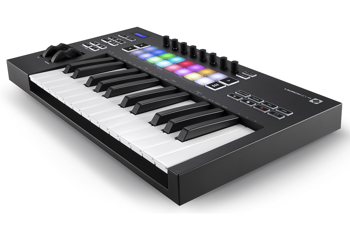 MIDI-клавиатура NOVATION Launchkey 25 MK3 - фото 3 - id-p1288309186