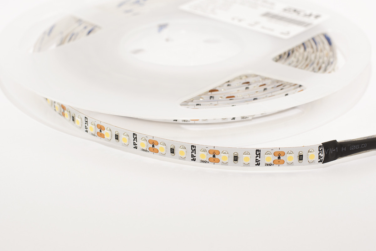 Світлодіодна стрічка ESTAR SMD 3528/120 (IP20) premium 12 V біла (6000-6500 К)