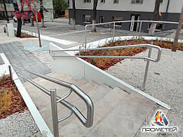 Пристінний подвійний поручень з нержавіючої сталі для парку і зон відпочинку