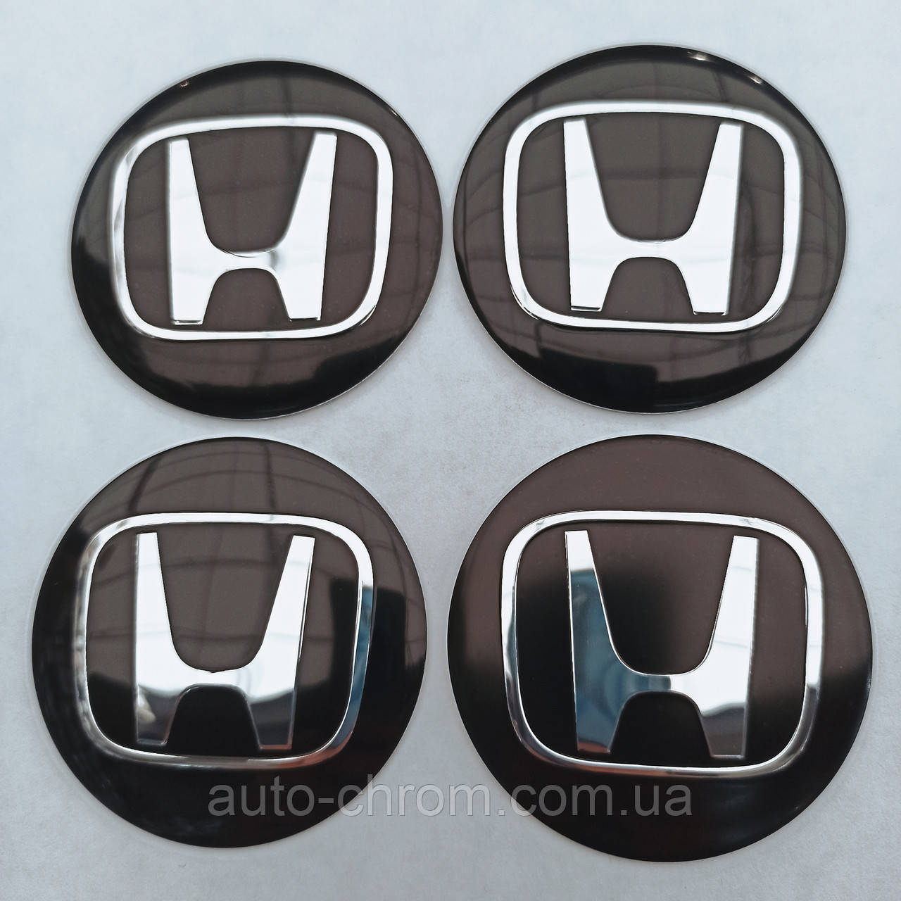 Наклейка опукла на ковпачок диска Honda чорна 56 мм