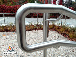 Пристінні подвійні поручні з нержавіючої сталі на стійках