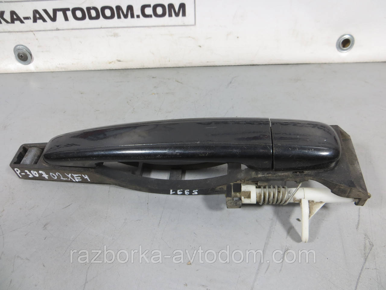 Ручка зовнішня задніх правих дверей Peugeot 307 (2001-2008) ОЕ: 910956 + 9102W8