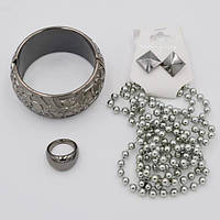Комплект сірий пластик браслет намиста кільце сережки