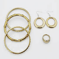 Набір Браслети Сережки Кільце Пластик Колір Золото