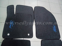 Ворсові килимки передні FORD Focus з 2005-2011 рр.